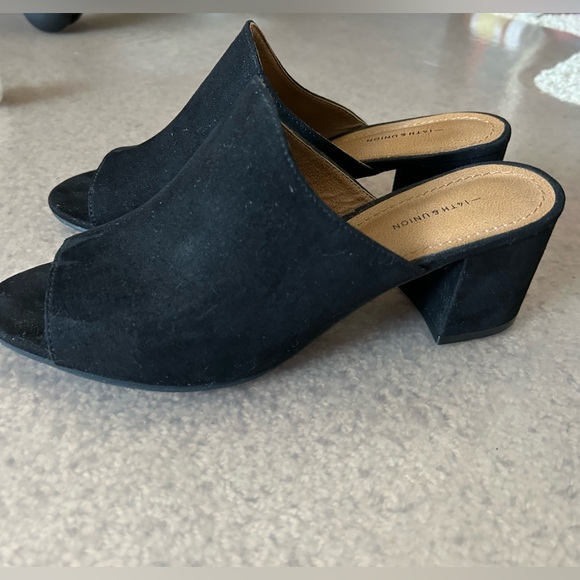 14 & Union Hayzel Block Heel Mule - Picture 8 of 8